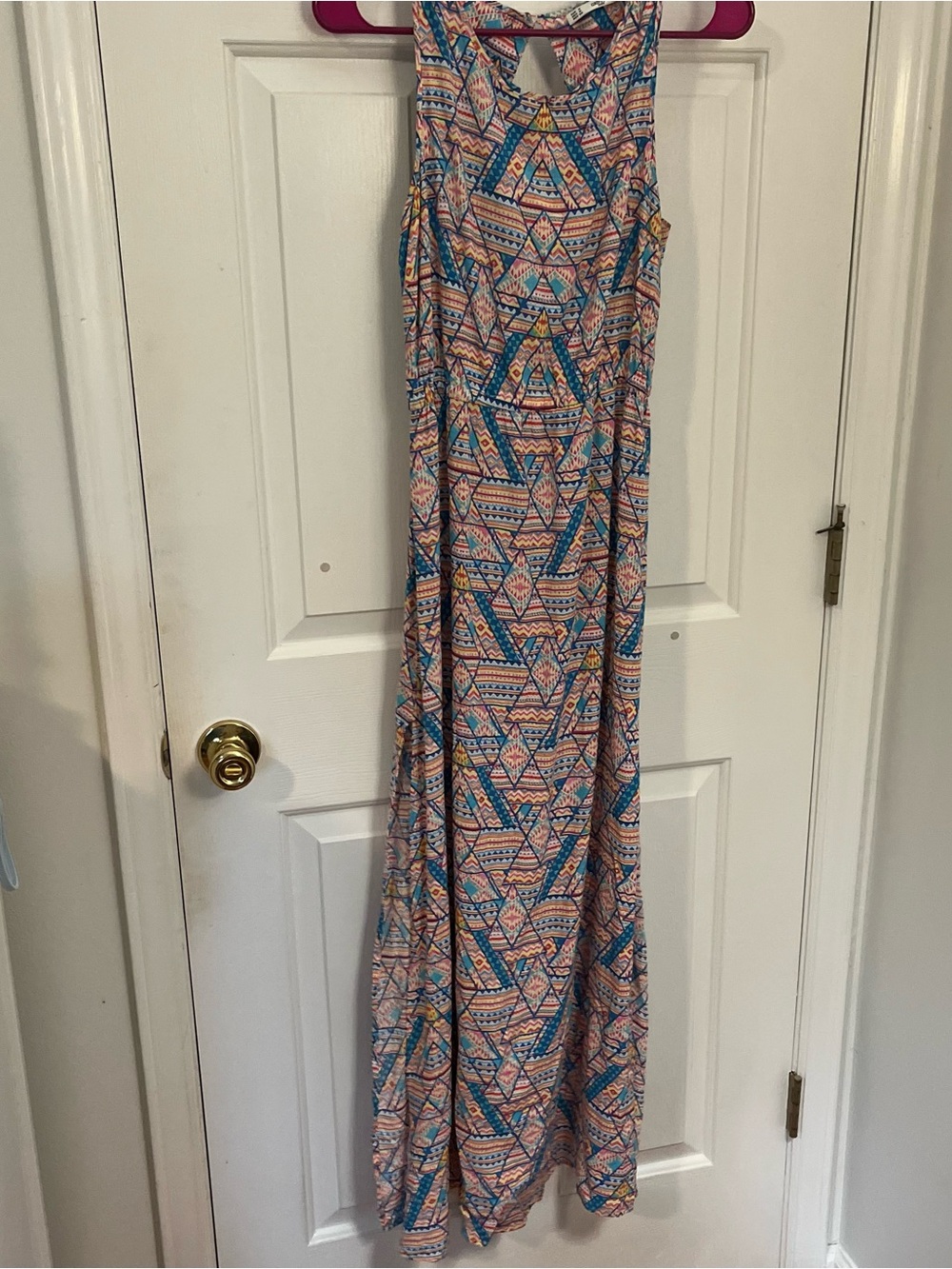 Sleeveless Geometric Print Maxi Dress with side slit